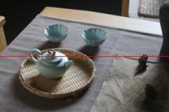 刚买的汝窑汝瓷茶具要怎么养才能开片呢？