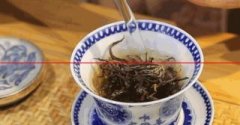 冲泡茶叶时，茶汤里的泡沫与品质有没有关系？