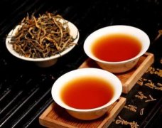 冲泡红茶时，用什么茶具最好喝？
