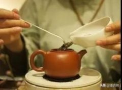 茶汤中所含的茶皂素都具